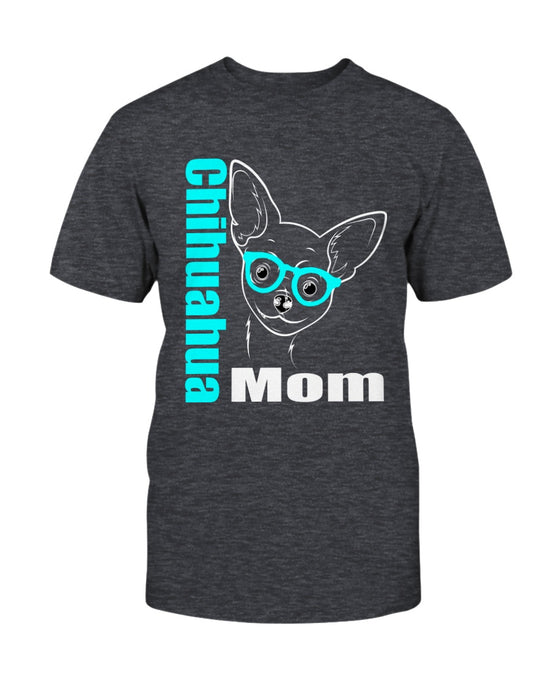 Chihuahua with Glasses Dog Mom Unisex T-Shirt