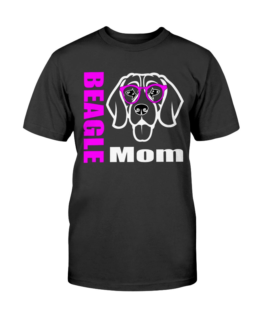 Beagle with Glasses Dog Mom Unisex T-Shirt